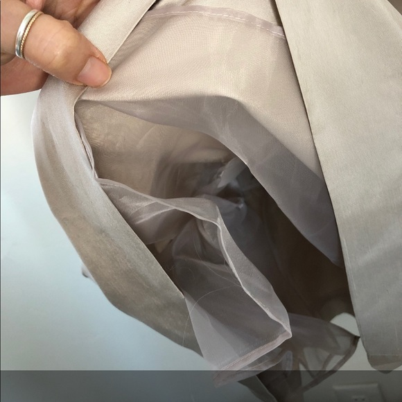 Ann Taylor SILK dress - Picture 4 of 8